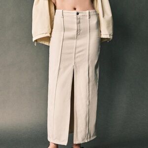 Zara woman’s cream denim skirt